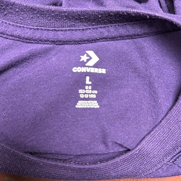 Super Cute Purple Converse T-shirt with shiny lettering and stars, L, 12 / 13 Yr - Picture 2 of 7